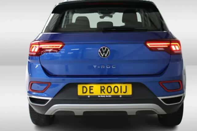 Volkswagen T-Roc (2022) thumbnail 5