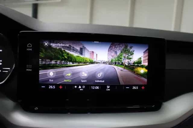 Škoda Octavia (2023) thumbnail 21