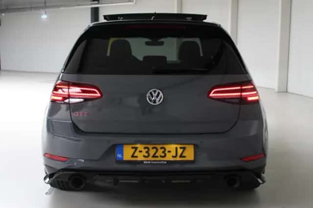 Volkswagen Golf (2019) thumbnail 6