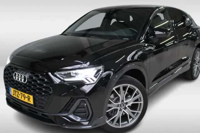 Audi Q3 (2022) thumbnail 3