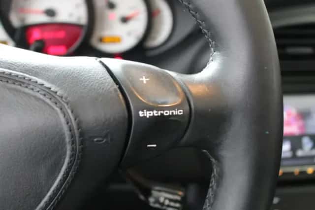Porsche 911 (2003) thumbnail 15