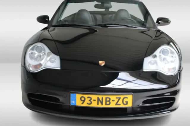 Porsche 911 (2003) thumbnail 7