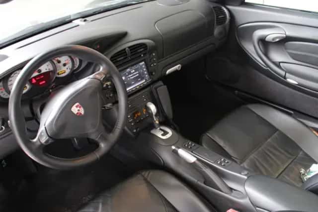 Porsche 911 (2003) thumbnail 9