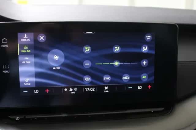 Škoda Octavia (2024) thumbnail 22