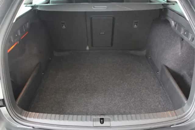 Škoda Octavia (2024) thumbnail 6