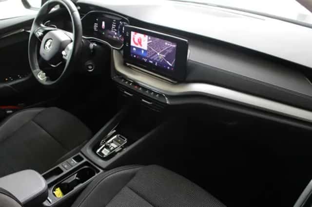 Škoda Octavia (2024) thumbnail 8