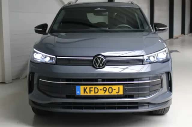 Volkswagen Tiguan (2025) thumbnail 11