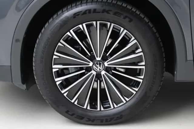 Volkswagen Tiguan (2025) thumbnail 12