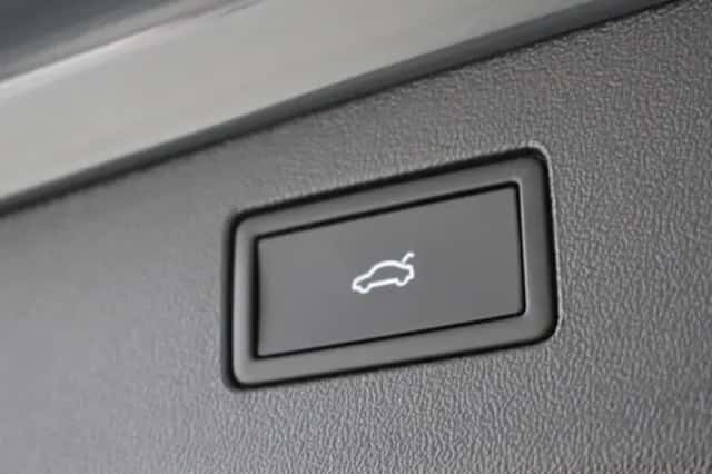 Volkswagen Tiguan (2025) thumbnail 9