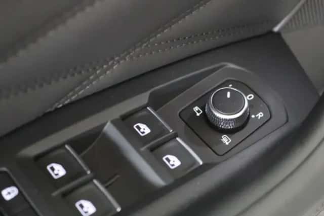 Volkswagen Touareg (2025) thumbnail 16