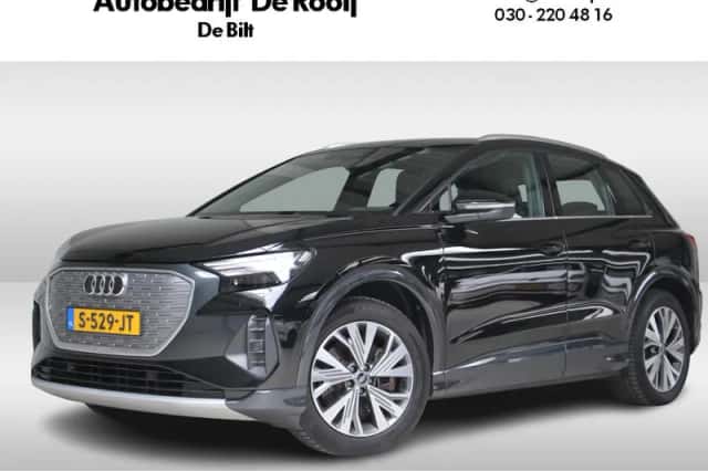 Audi Q4 e-tron (2023) thumbnail 1