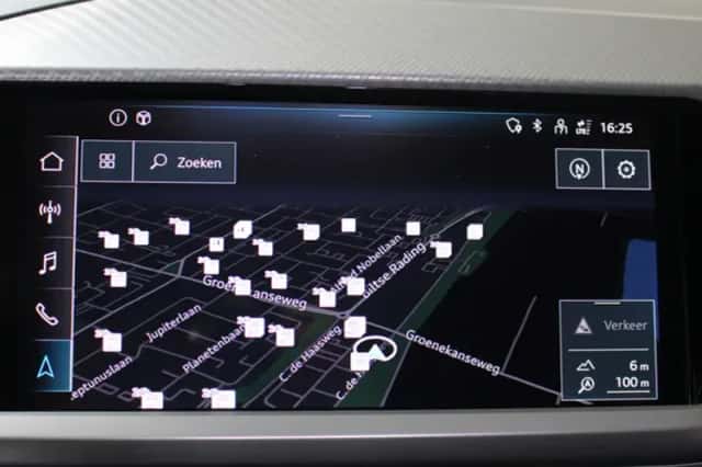 Audi Q4 e-tron (2023) thumbnail 22