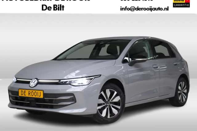 Volkswagen Golf (2025) thumbnail 1
