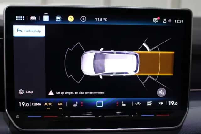 Volkswagen Golf (2025) thumbnail 14