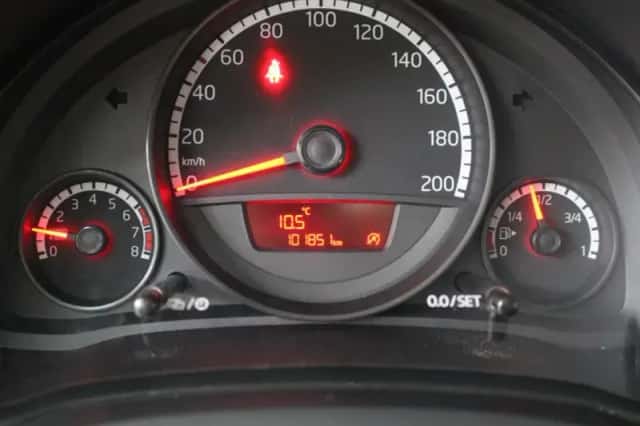 Volkswagen Up! (2013) thumbnail 11