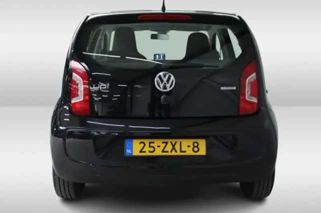 Volkswagen Up! (2013) thumbnail 5