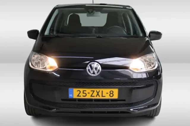 Volkswagen Up! (2013) thumbnail 8