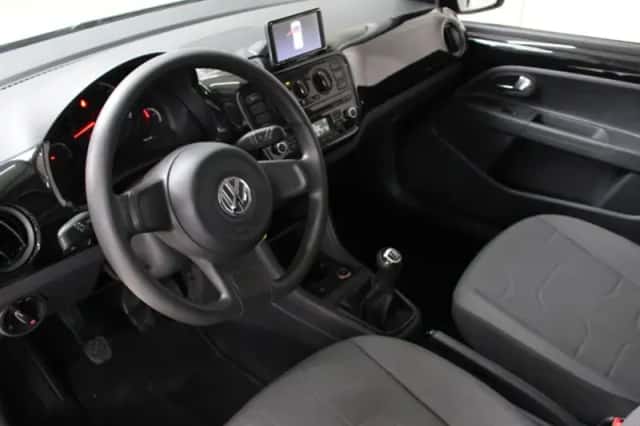 Volkswagen Up! (2013) thumbnail 10