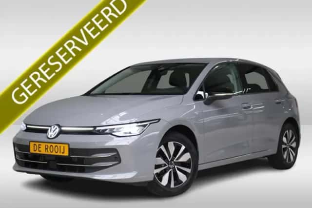 Volkswagen Golf (2025) thumbnail 2