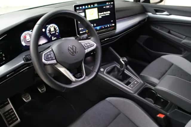Volkswagen Golf (2025) thumbnail 11