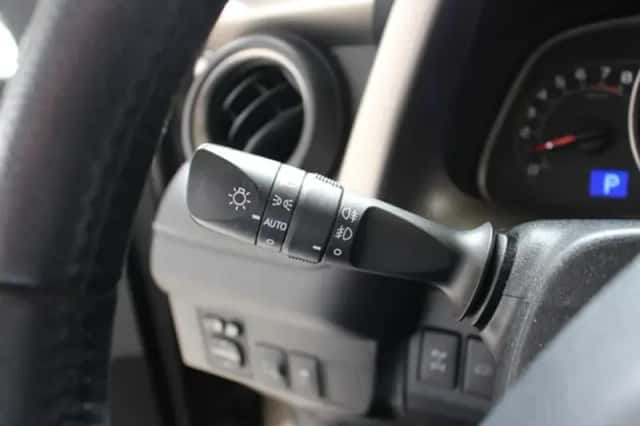 Toyota RAV4 (2014) thumbnail 14