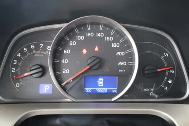 Toyota RAV4 (2014) thumbnail 16
