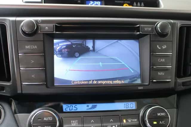 Toyota RAV4 (2014) thumbnail 18