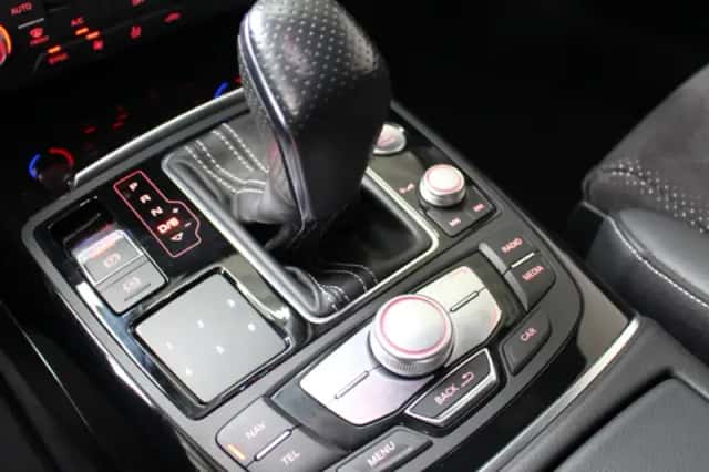 Audi A6 (2018) thumbnail 27
