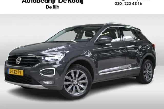 Volkswagen T-Roc (2020) thumbnail 2