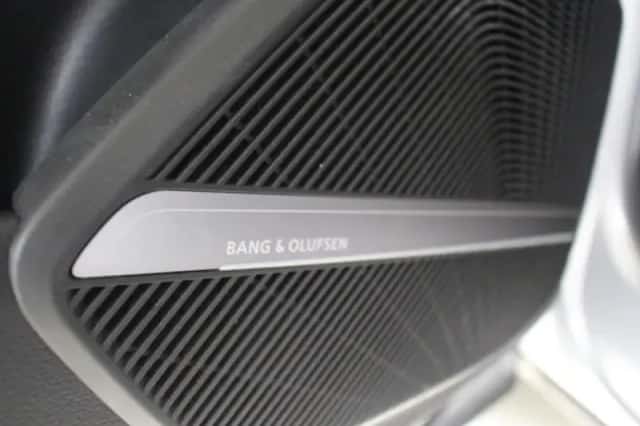 Audi Q5 (2023) thumbnail 15