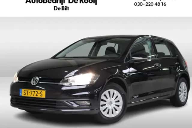 Volkswagen Golf (2018) thumbnail 2