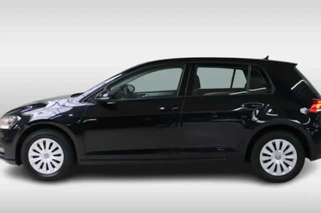 Volkswagen Golf (2018) thumbnail 3