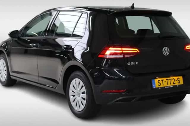 Volkswagen Golf (2018) thumbnail 4