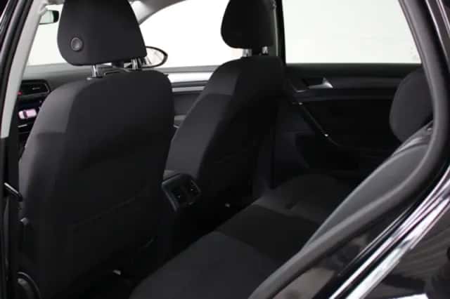 Volkswagen Golf (2020) thumbnail 10
