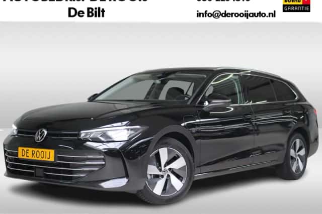 Volkswagen Passat (2025) thumbnail 1