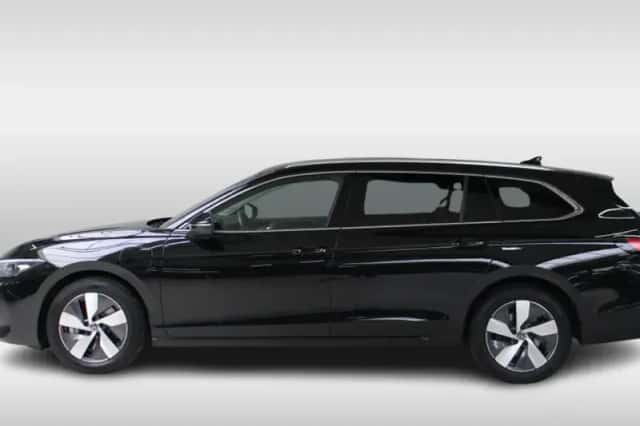 Volkswagen Passat (2025) thumbnail 5