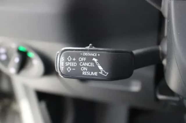 Škoda Karoq (2020) thumbnail 19