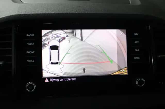 Škoda Karoq (2020) thumbnail 20