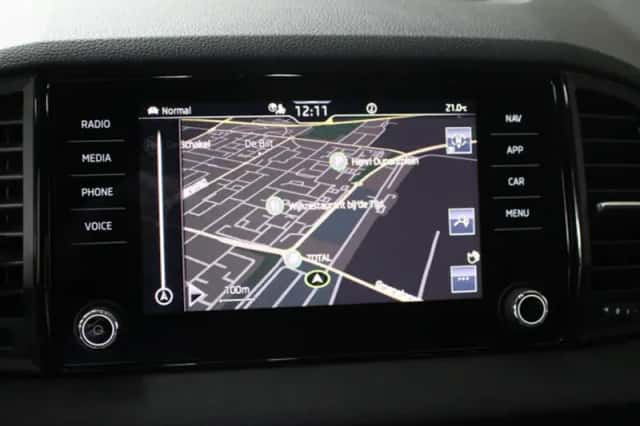 Škoda Karoq (2020) thumbnail 21