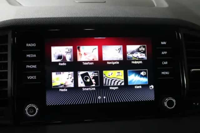 Škoda Karoq (2020) thumbnail 23