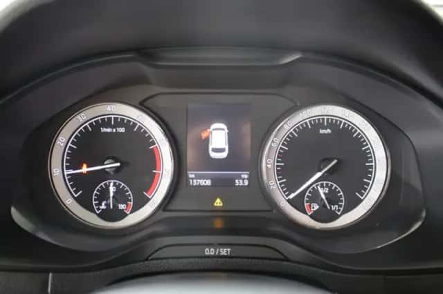 Škoda Karoq (2018) thumbnail 13
