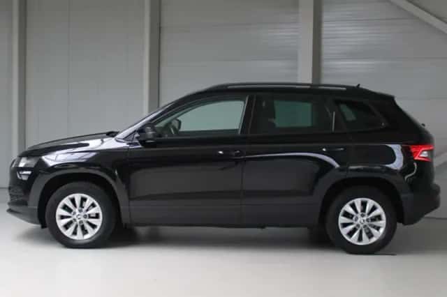 Škoda Karoq (2018) thumbnail 3