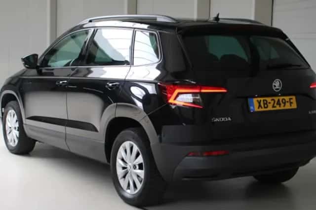 Škoda Karoq (2018) thumbnail 4