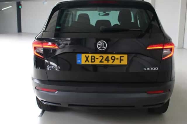 Škoda Karoq (2018) thumbnail 5
