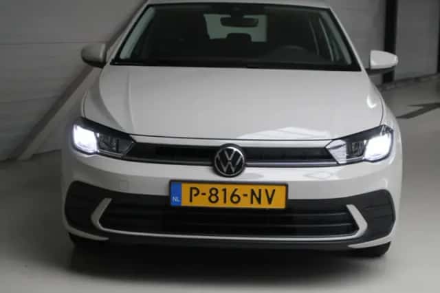 Volkswagen Polo (2022) thumbnail 6
