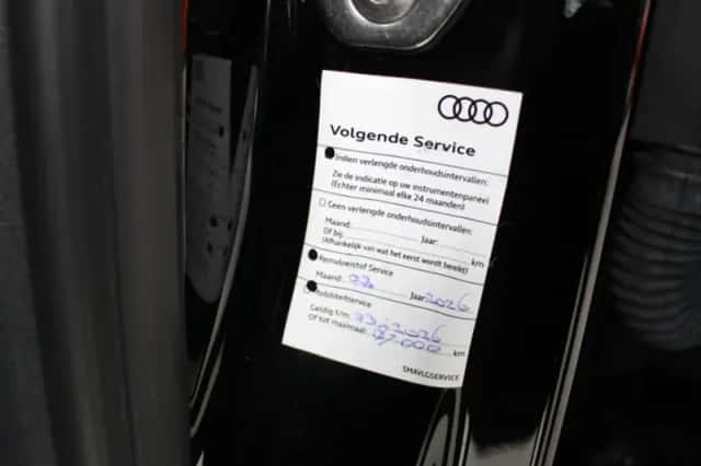 Audi A4 (2019) thumbnail 11