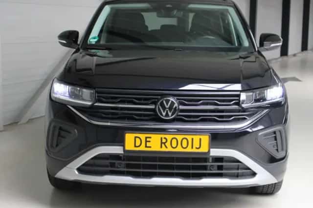 Volkswagen T-Cross (2024) thumbnail 6