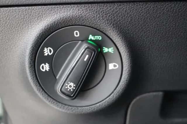 Škoda Karoq (2021) thumbnail 14