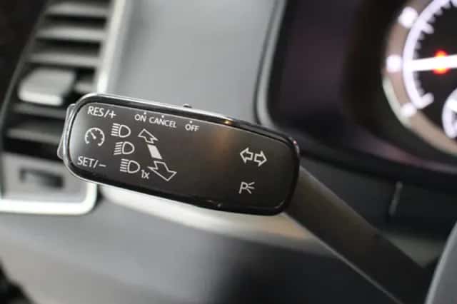 Škoda Karoq (2021) thumbnail 16