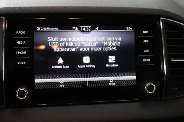 Škoda Karoq (2021) thumbnail 21